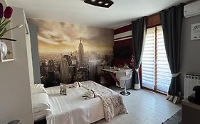 Studio Flat Policlinico G B Rossi Borgo Roma